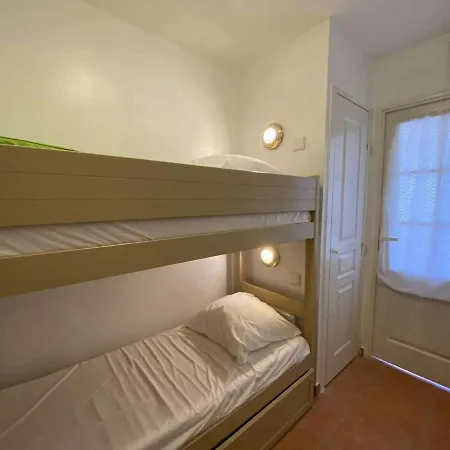 2 Pieces Cabine, Piscine, Tennis Et Parking Securise Aux Issambres - Fr-1-226-477 Roquebrune-sur-Argens