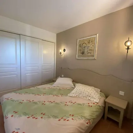 2 Pieces Cabine, Piscine, Tennis Et Parking Securise Aux Issambres - Fr-1-226-477 * Roquebrune-sur-Argens